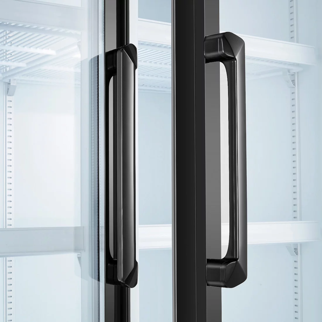 REFRIGERATEUR HISENSE VERTICAL 2PORTES VITRINE NOIR FL81WC