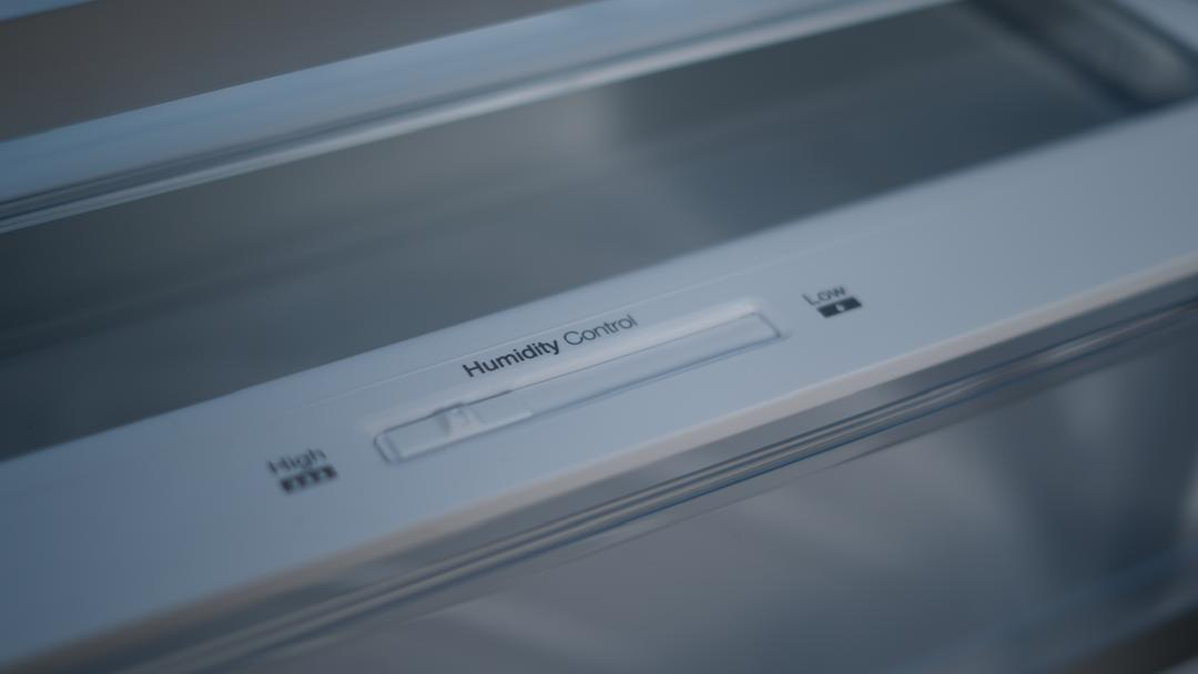 REFRIGERATEUR ASTECH COMBINE 4TIROIRS NOIR GM FC387BLKVE