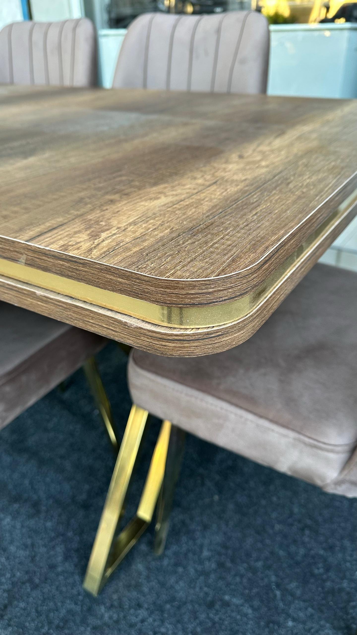 TABLE A MANGER 6PLACES 80X140 METALIQUE RECTANGULAIRE MARRON BAROK